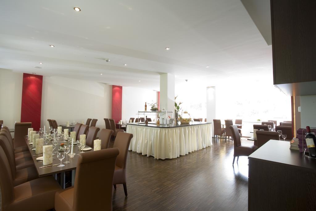 Hotel Kattenbusch Ludenscheid Bagian luar foto