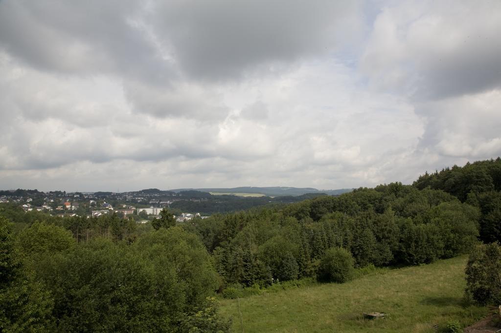 Hotel Kattenbusch Ludenscheid Bagian luar foto