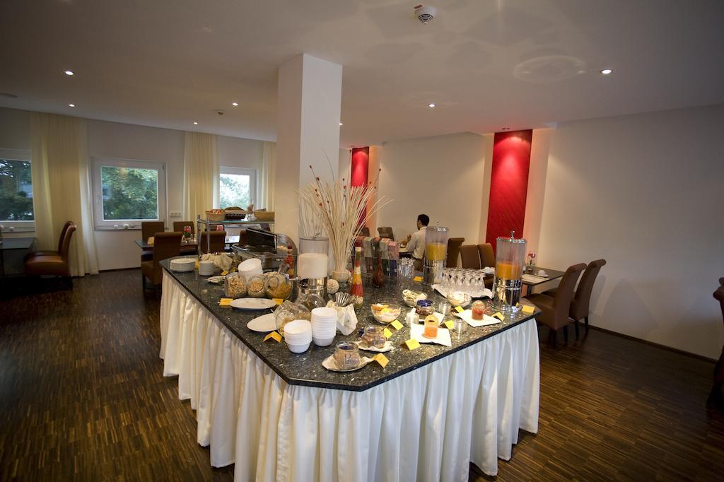 Hotel Kattenbusch Ludenscheid Bagian luar foto