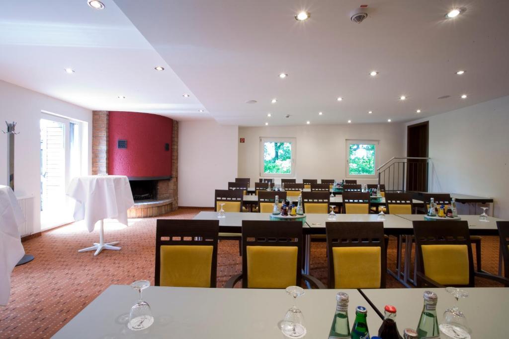 Hotel Kattenbusch Ludenscheid Bagian luar foto